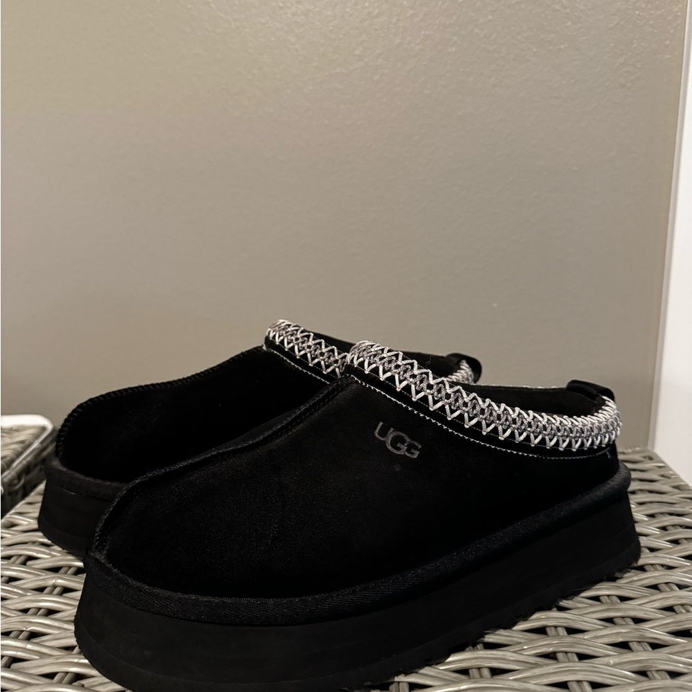 UGG Platform Tazmens